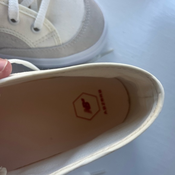 New Balance men’s 10.  Canvas skate shoes.  NM213WBG.  Numeric. - Picture 3 of 7